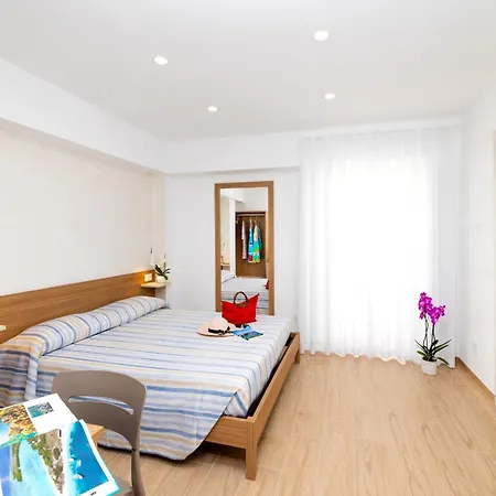 Le 3 Viste فندق مبيت وإفطار 3*
